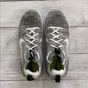 Nike Metcon Flyknit Sneakers